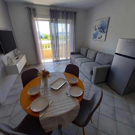 Apartman Stela Rab Town Buitenkant foto