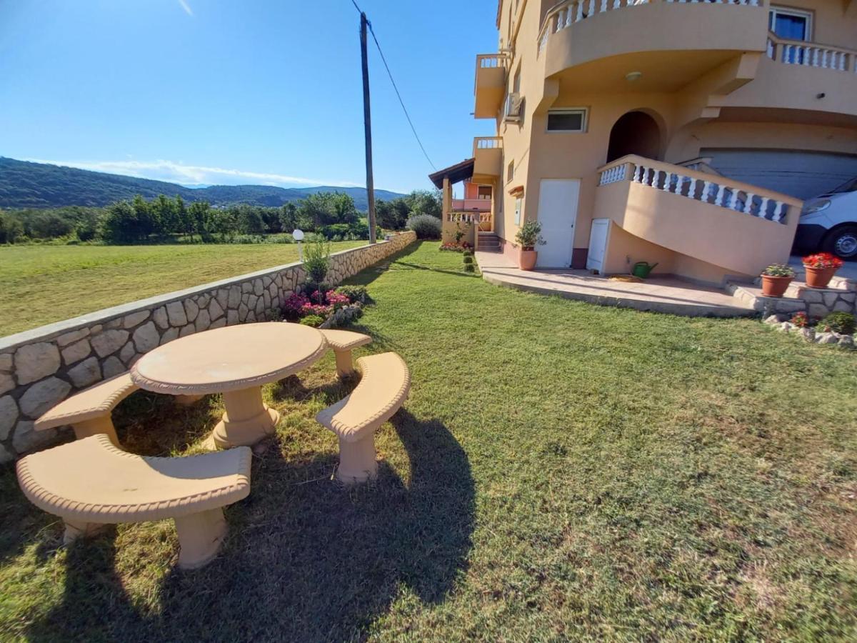 Apartman Stela Rab Town Buitenkant foto