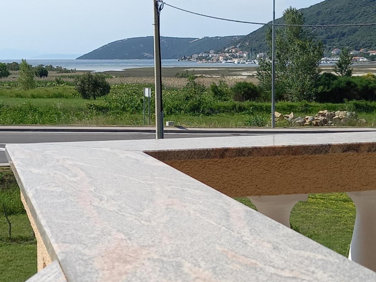 Apartman Stela Rab Town Buitenkant foto