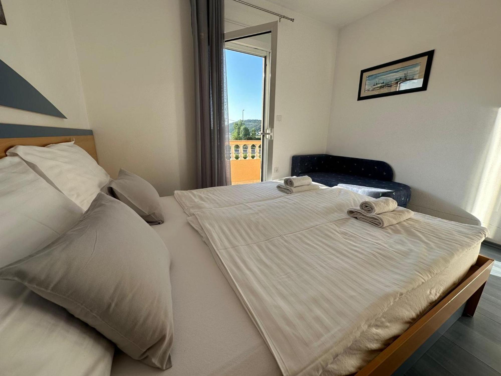 Apartman Stela Rab Town Buitenkant foto