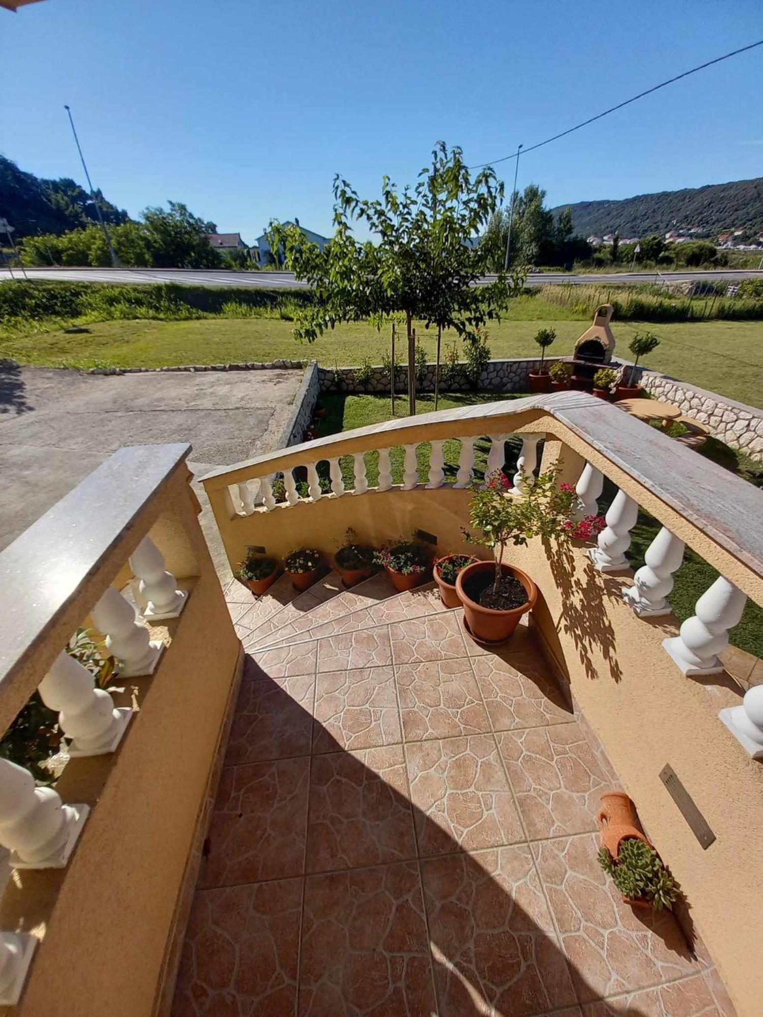 Apartman Stela Rab Town Buitenkant foto