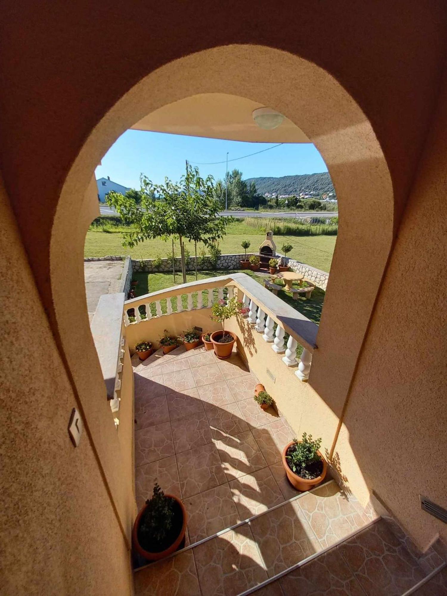 Apartman Stela Rab Town Buitenkant foto