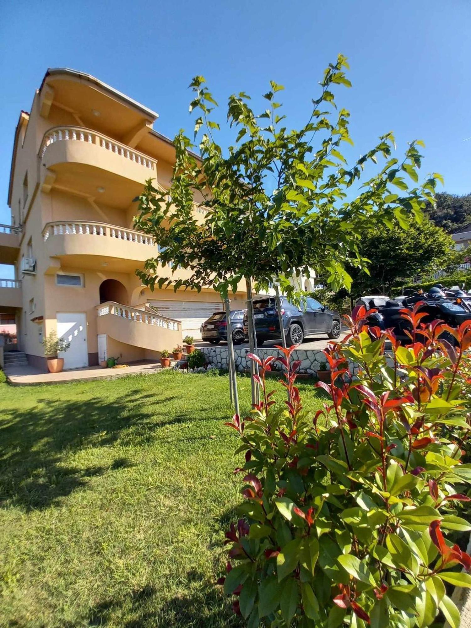 Apartman Stela Rab Town Buitenkant foto